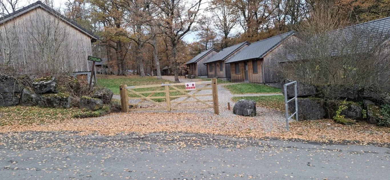 Sfeervol padje naar de chalet